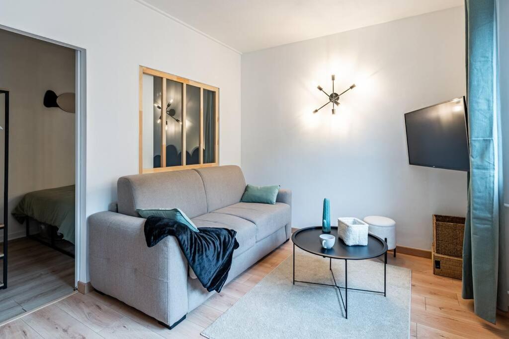 Casa Nena, Nid Douillet , Quartier Bsb, Republique Apartment